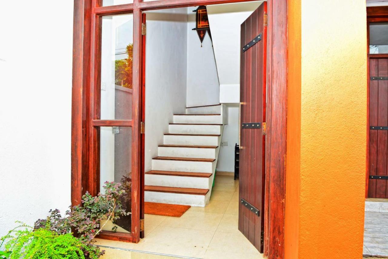 Furnished Apartment At Colombo Suburbs Nawala Rajagiriya Eksteriør billede