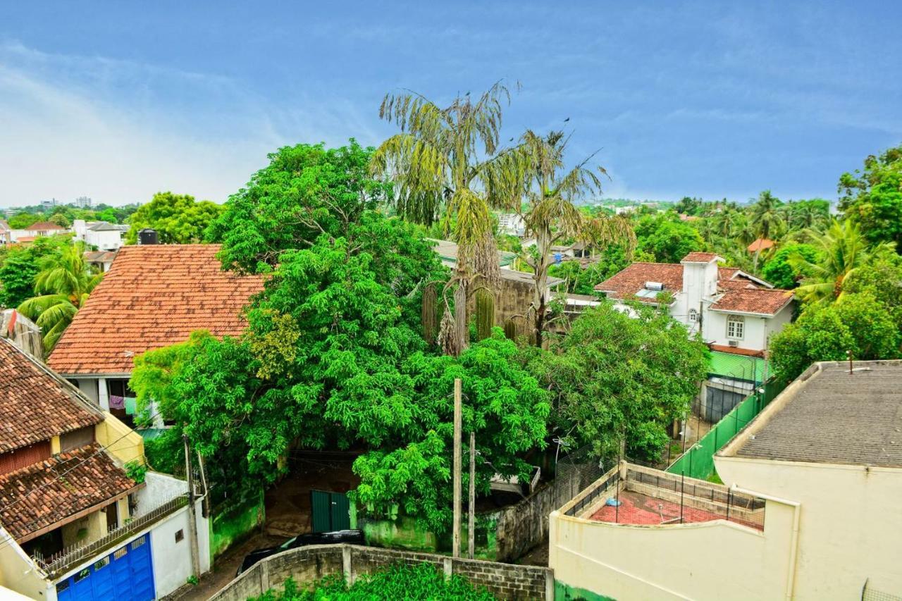 Furnished Apartment At Colombo Suburbs Nawala Rajagiriya Eksteriør billede